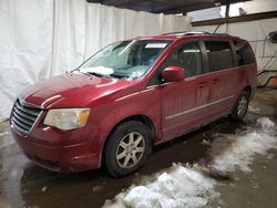 2010 Chrysler Town & Country Touring Plus en venta en Ebensburg, PA