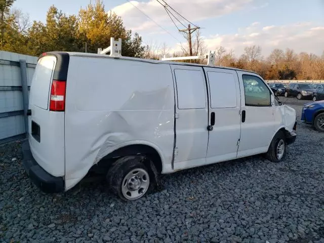 2022 Chevrolet Express G2500