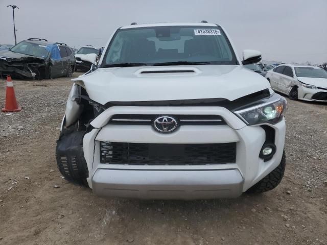 2024 Toyota 4runner SR5 Premium