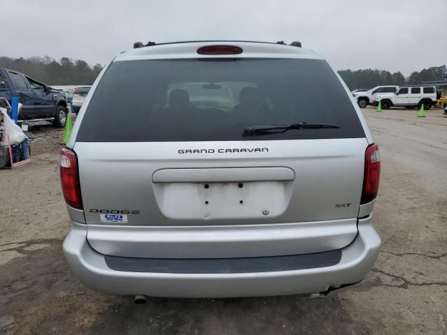 2005 Dodge Grand Caravan SXT