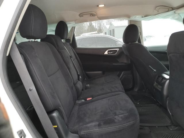 2016 Nissan Pathfinder S