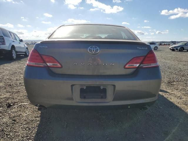 2005 Toyota Avalon XL