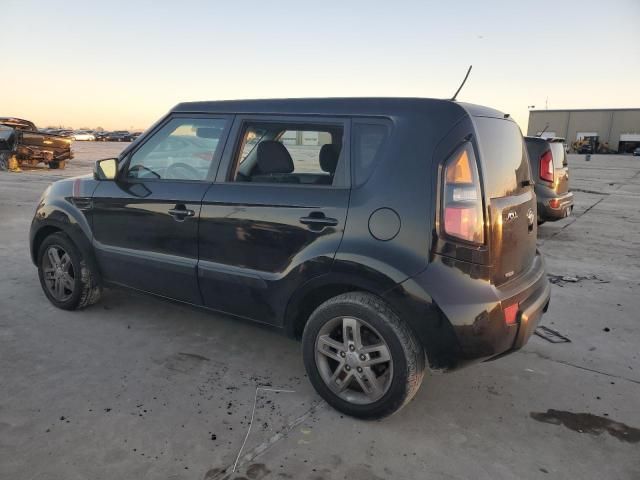 2011 KIA Soul +