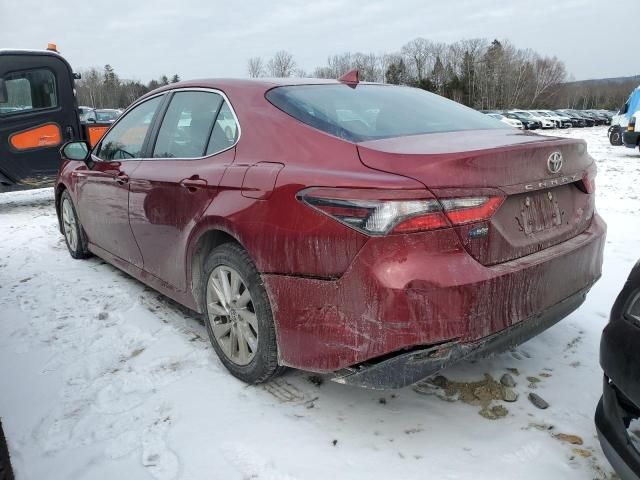 2022 Toyota Camry LE