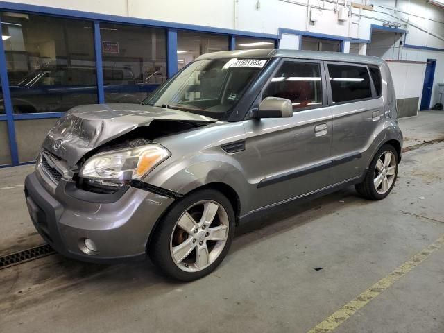 2010 KIA Soul +