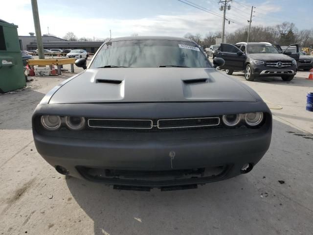 2017 Dodge Challenger SXT