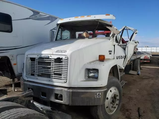 2003 Freightliner Medium Conventional FL80