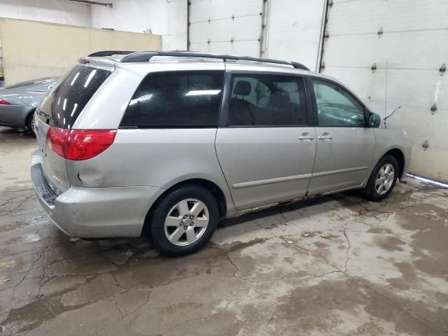 2008 Toyota Sienna CE