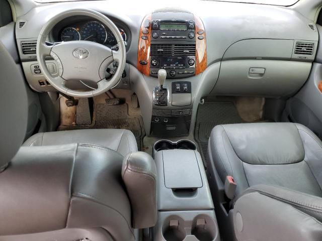 2008 Toyota Sienna XLE