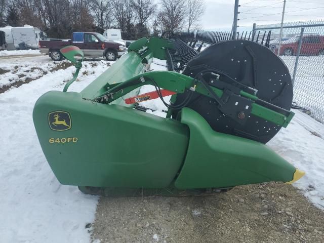 2018 John Deere 640FD