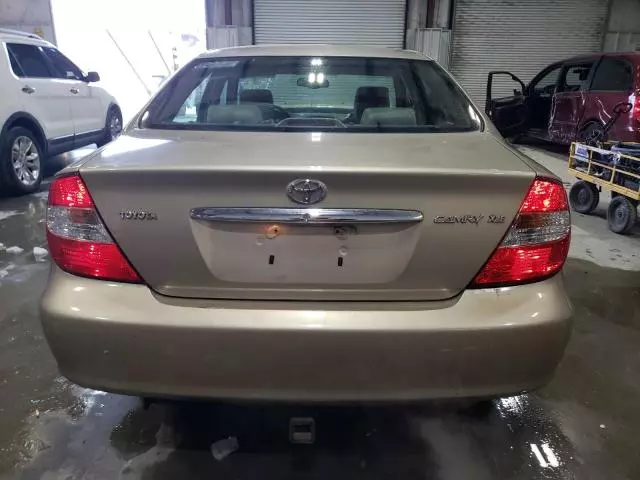 2002 Toyota Camry LE