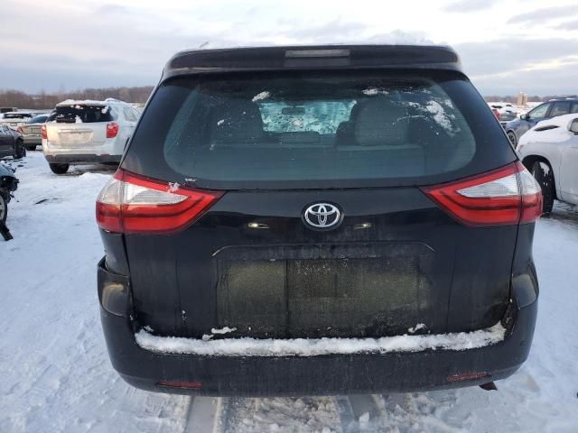 2015 Toyota Sienna XLE