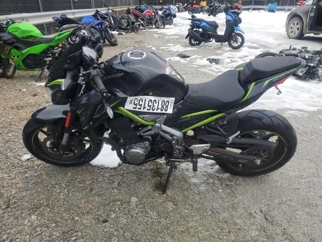 2019 Kawasaki ZR900