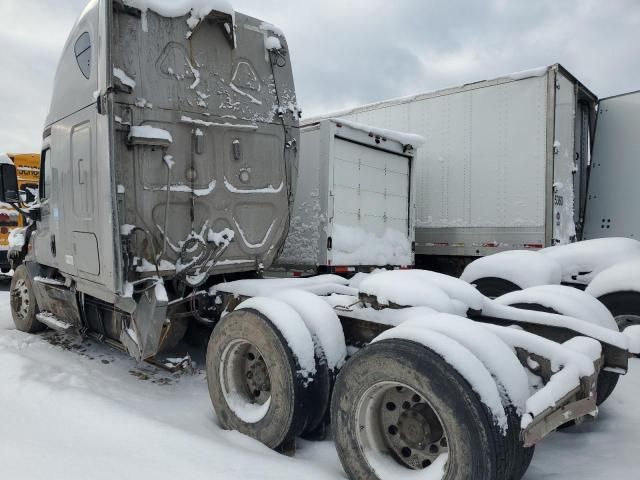 2018 Freightliner Cascadia 125