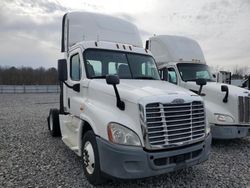 Salvage cars for sale from Copart Memphis, TN: 2014 Freightliner Cascadia 125