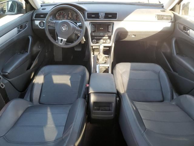 2012 Volkswagen Passat SE