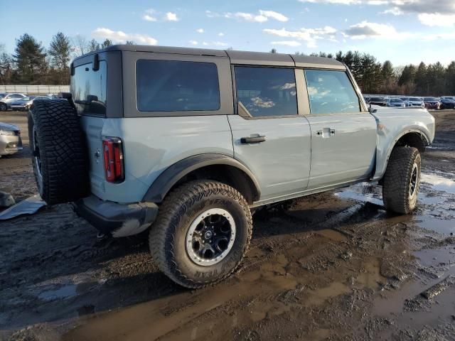 2023 Ford Bronco Base