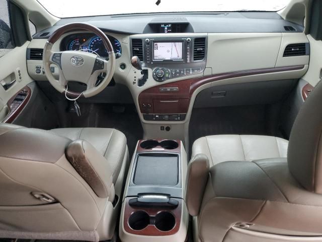 2011 Toyota Sienna XLE