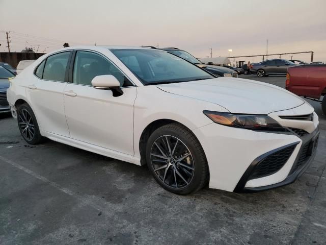 2021 Toyota Camry SE