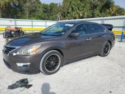 Salvage cars for sale at Fort Pierce, FL auction: 2015 Nissan Altima 2.5