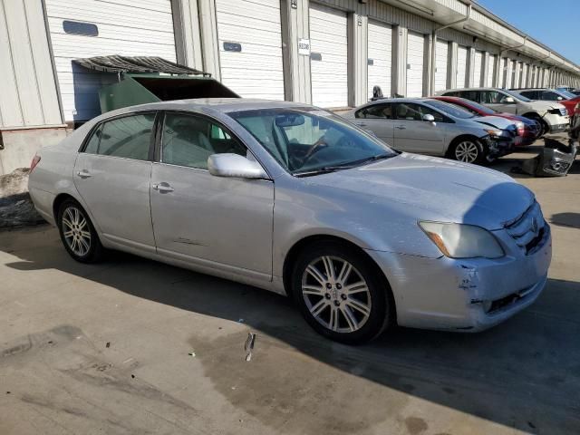 2005 Toyota Avalon XL