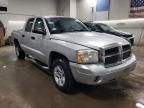 2005 Dodge Dakota Quad SLT