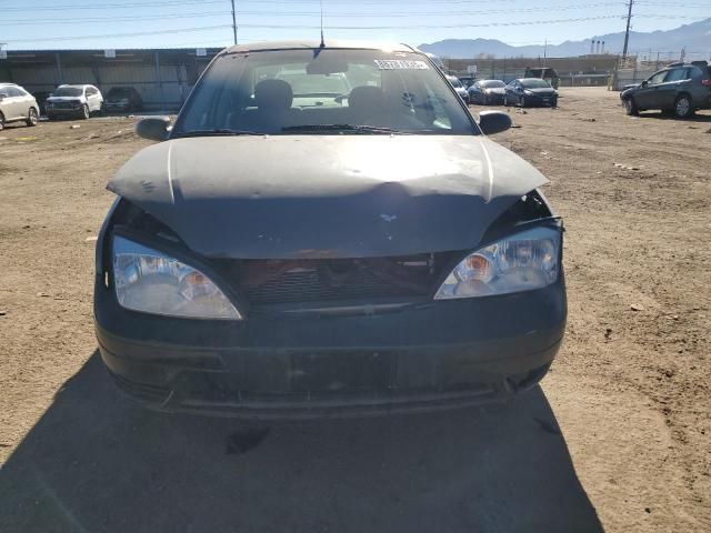 2005 Ford Focus ZX4