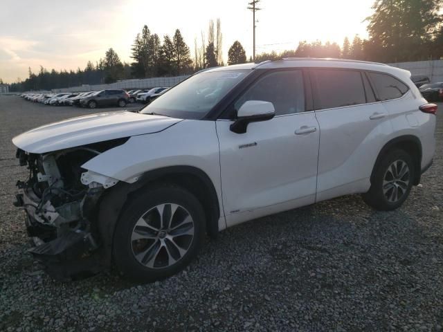 2021 Toyota Highlander Hybrid XLE