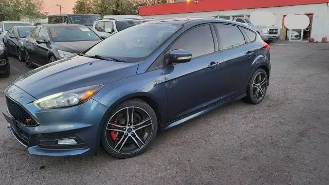 2018 Ford Focus ST