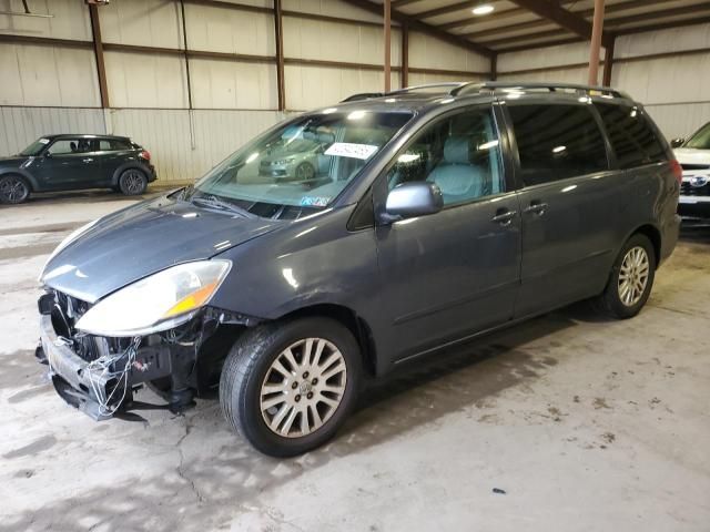 2008 Toyota Sienna XLE