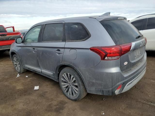 2019 Mitsubishi Outlander SE