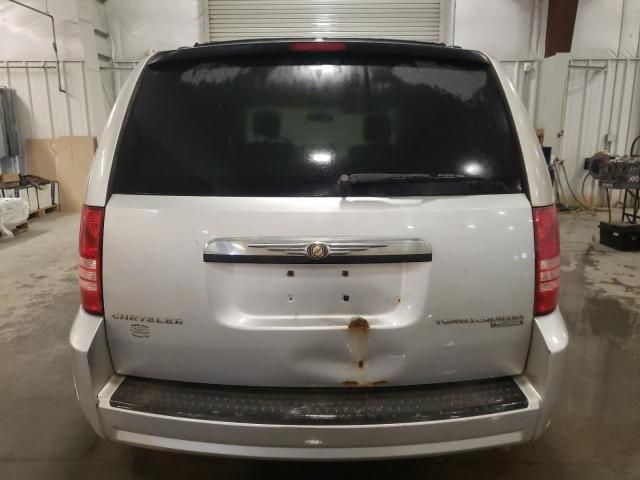 2009 Chrysler Town & Country Touring