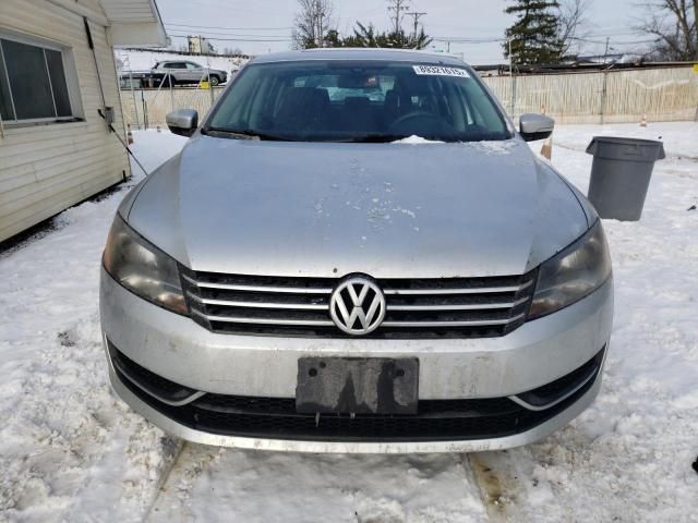 2013 Volkswagen Passat S