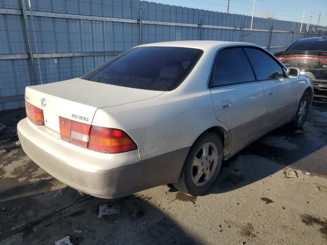 1997 Lexus ES 300