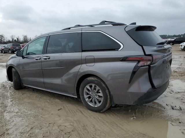 2024 Toyota Sienna XLE