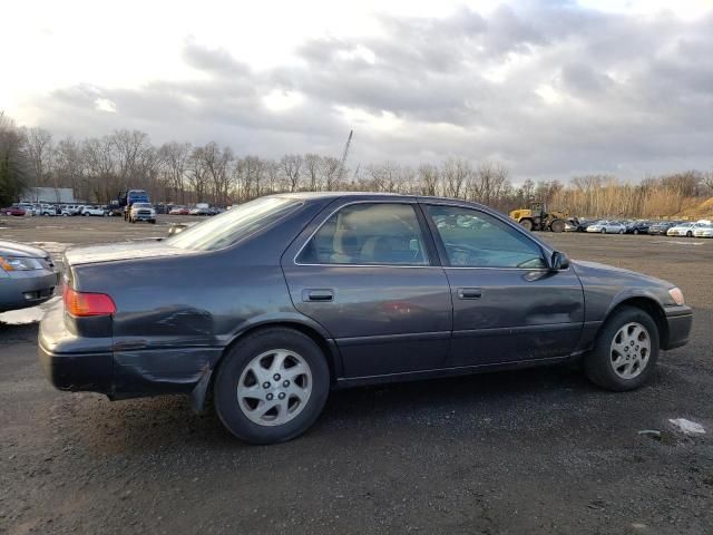 2000 Toyota Camry LE