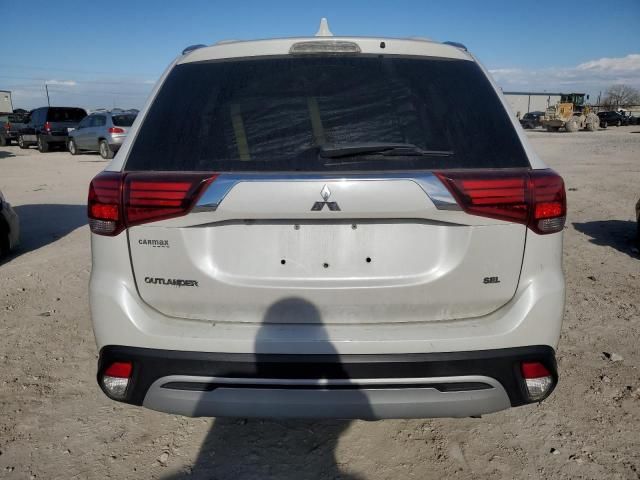 2020 Mitsubishi Outlander SE