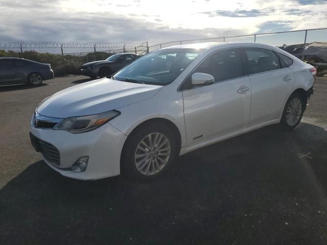 2013 Toyota Avalon Hybrid