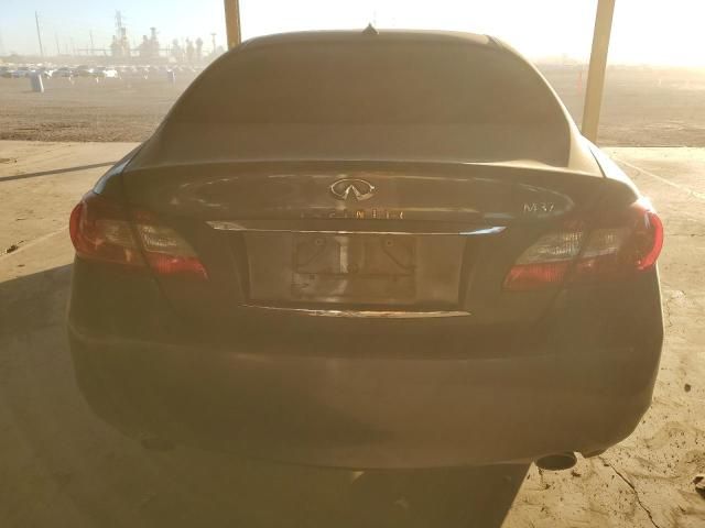 2012 Infiniti M37