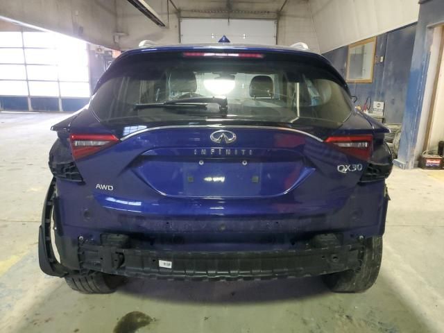 2017 Infiniti QX30 Base