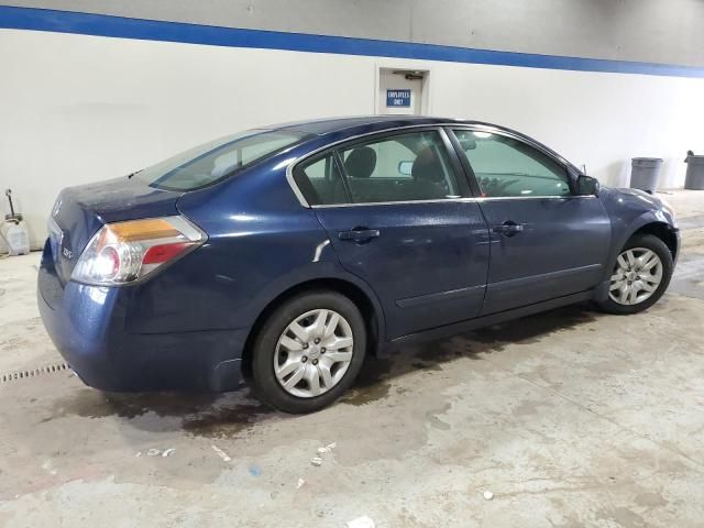 2010 Nissan Altima Base