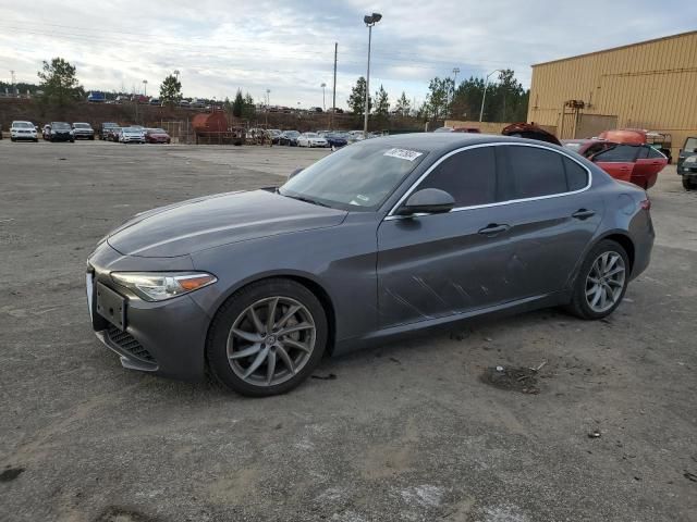 2017 Alfa Romeo Giulia Q4