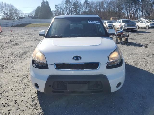 2011 KIA Soul +