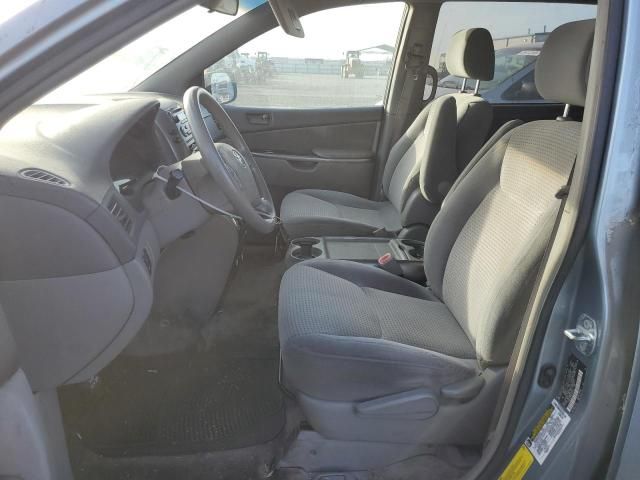 2006 Toyota Sienna CE