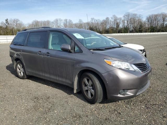 2011 Toyota Sienna LE