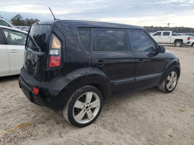 2011 KIA Soul +