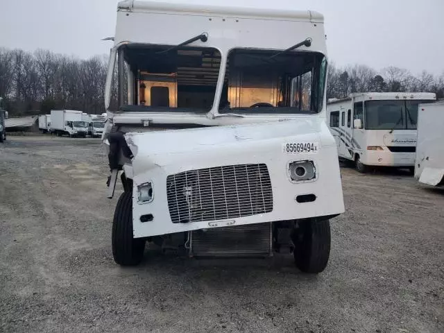 2020 Ford F59