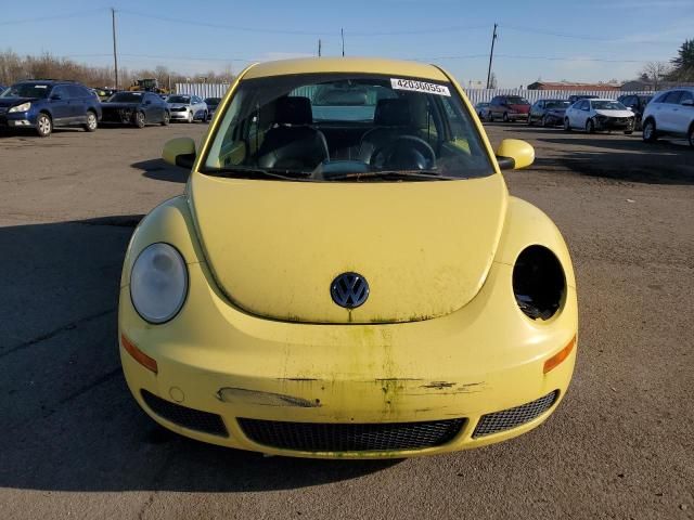 2010 Volkswagen New Beetle