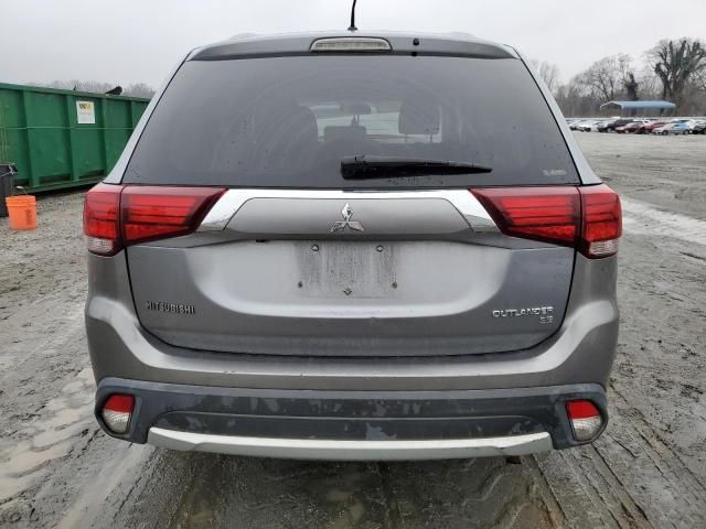 2016 Mitsubishi Outlander SE