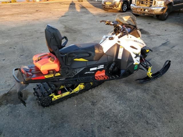 2016 Skidoo MXZ600